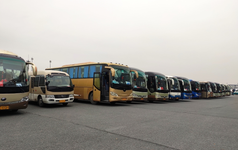 企业通勤班车租赁