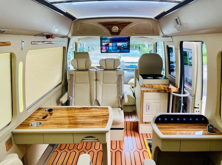 15座商务车租赁